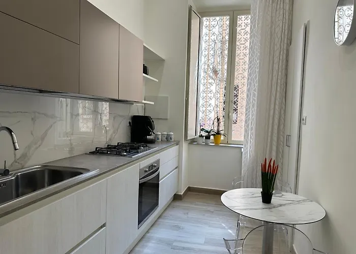 Luxury Sun Art 4* Naples