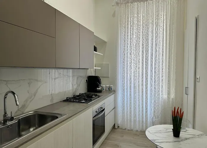 Luxury Sun Art 4* Naples