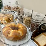 Sun Art לינה וארוחת בוקר 4*
