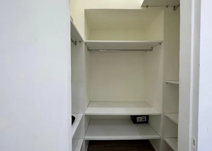 Sun Art Bed & Breakfast 4*