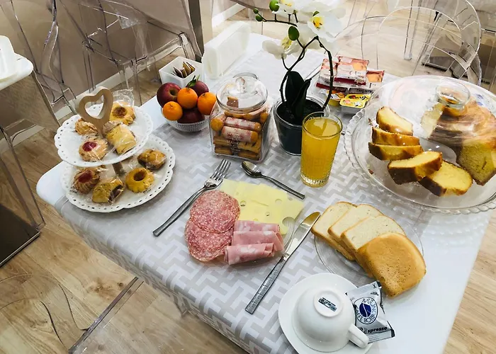 Sun Art Bed & Breakfast